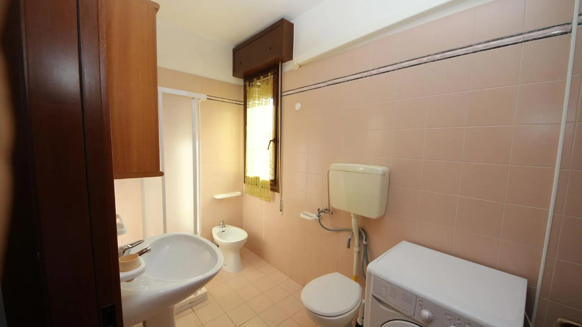 Comfortable Stay Close To The Shore In Rosolina Mare 0*,
