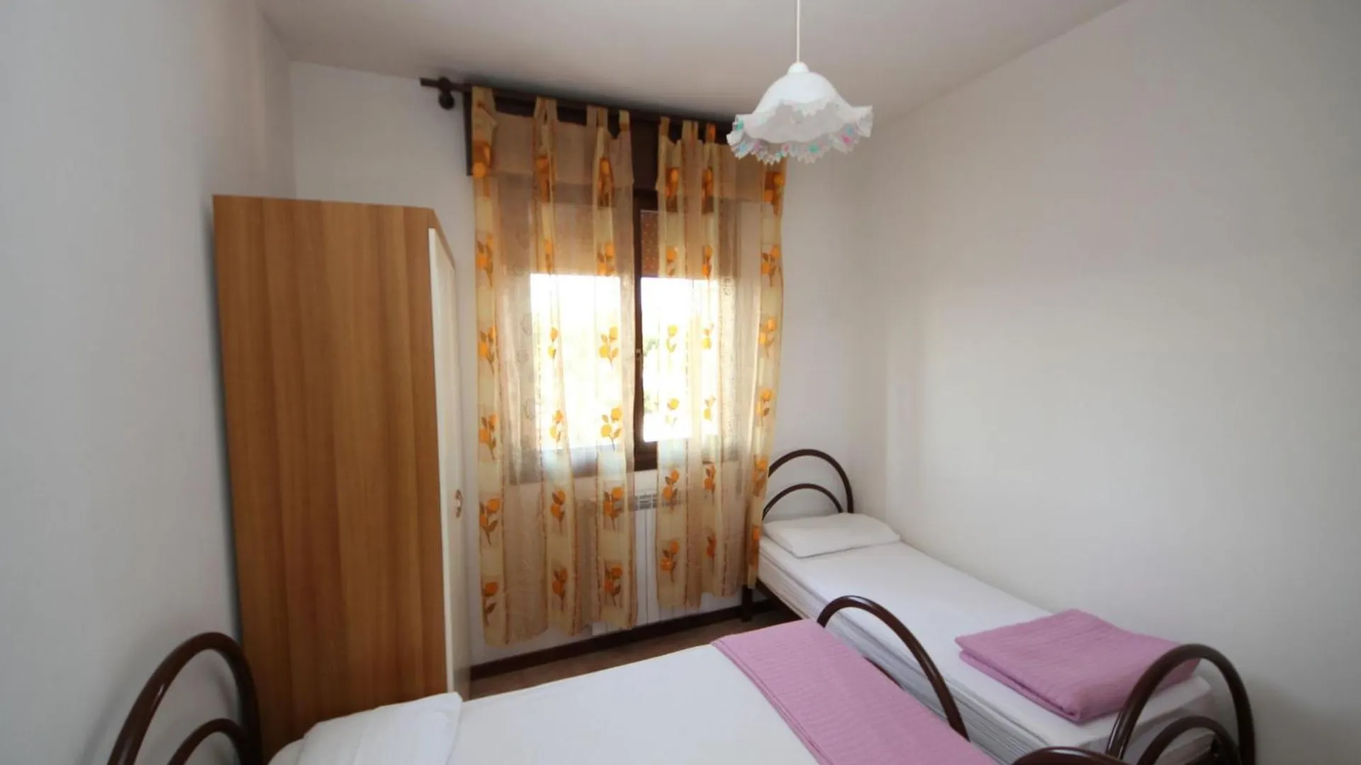Comfortable Stay Close To The Shore In روسولينا ماري