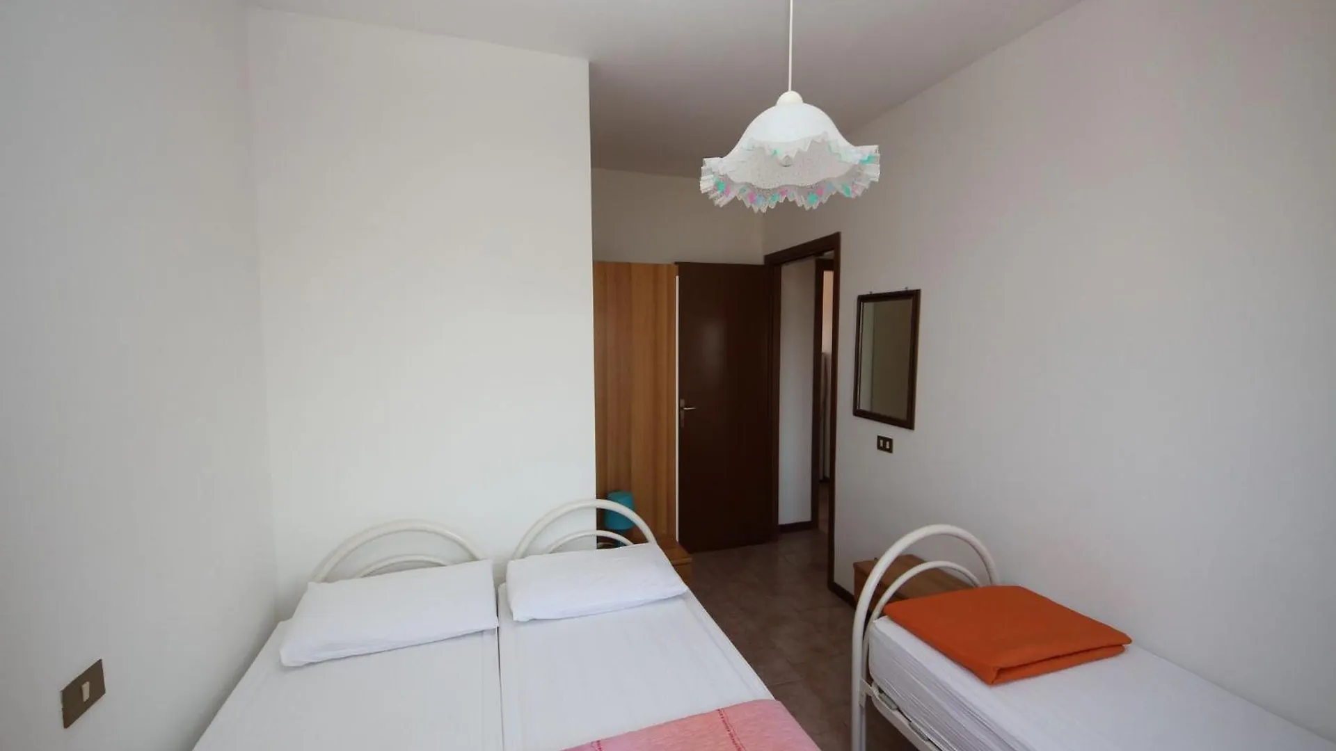 Comfortable Stay Close To The Shore In Rosolina Mare
