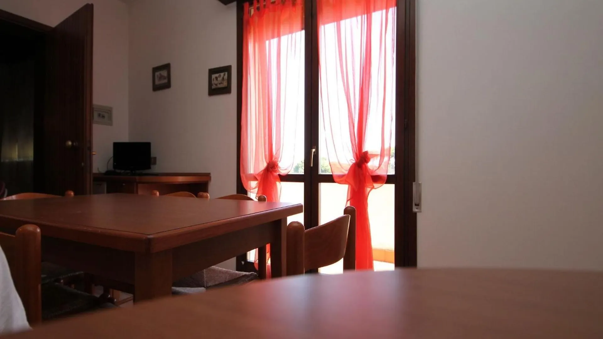 Apartment Comfortable Stay Close To The Shore In Rosolina Mare